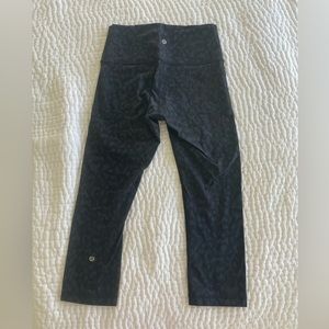 lululemon align capri leggings - size 4 - 21”